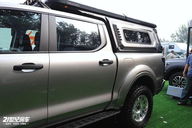 免购置税不要太香!览众山海炮Hi4T开元棋牌试玩四驱混动皮卡房车新选择(图5) 免购置税不要太香!览众山海炮Hi4T开元棋牌试玩四驱混动皮卡房车新选择(图5)